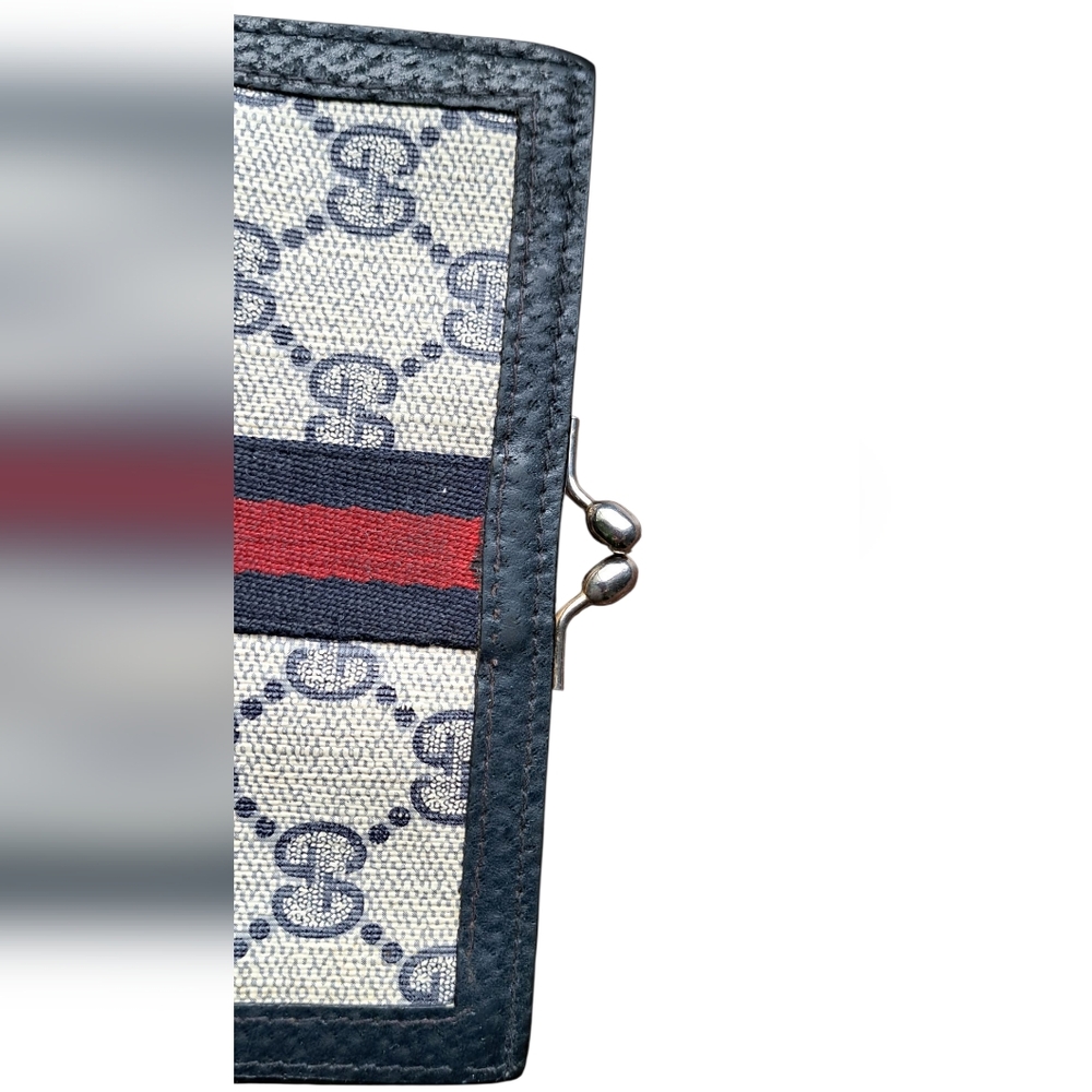 EC Vintage Gucci Monogram Wallet with Red and Blue Stripe - Picture 7 of 14